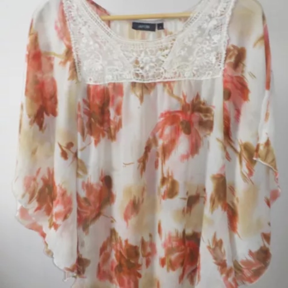 Apt9 Medium Sheer Floral Boho Batwing Kimono Shirt