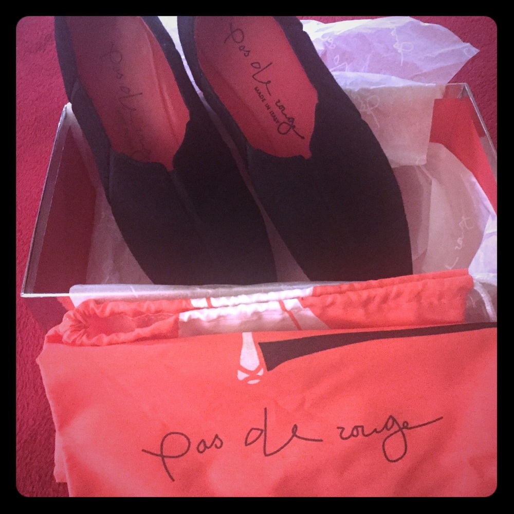 Pas de Rouge, black suede bootie "Carmen" size 38