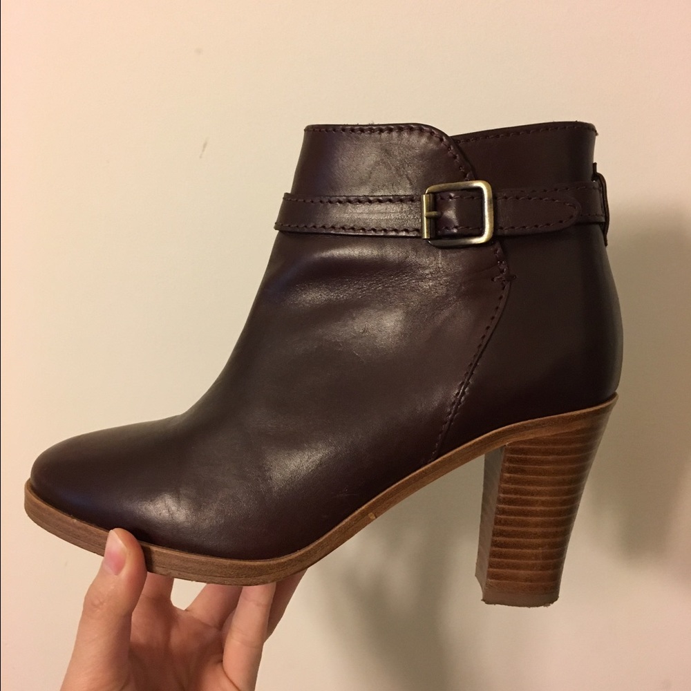 *Moving sale* ‼️last chance‼️burgundy  A.P.C boots