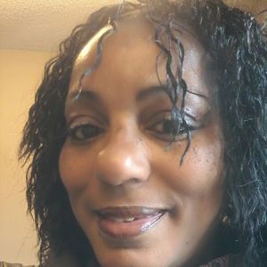 Meet your Posher, Kayron