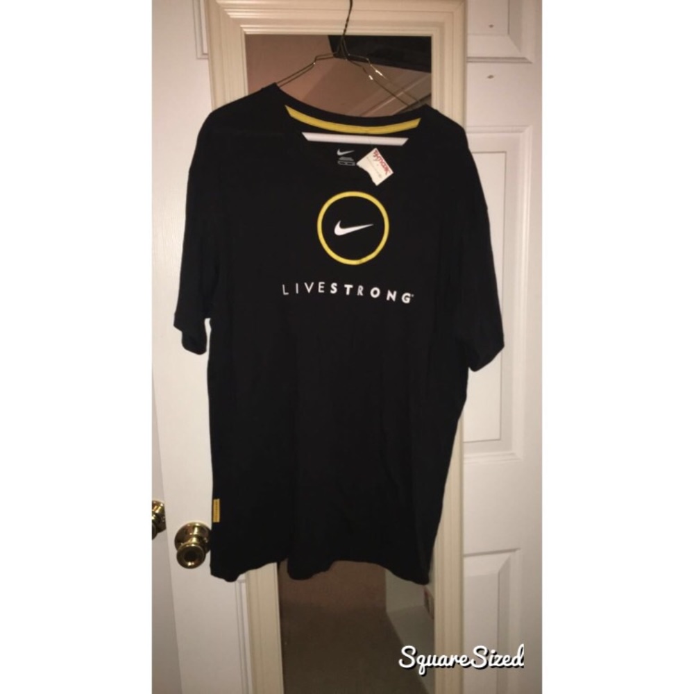 Men's Nike LivesStrong tee