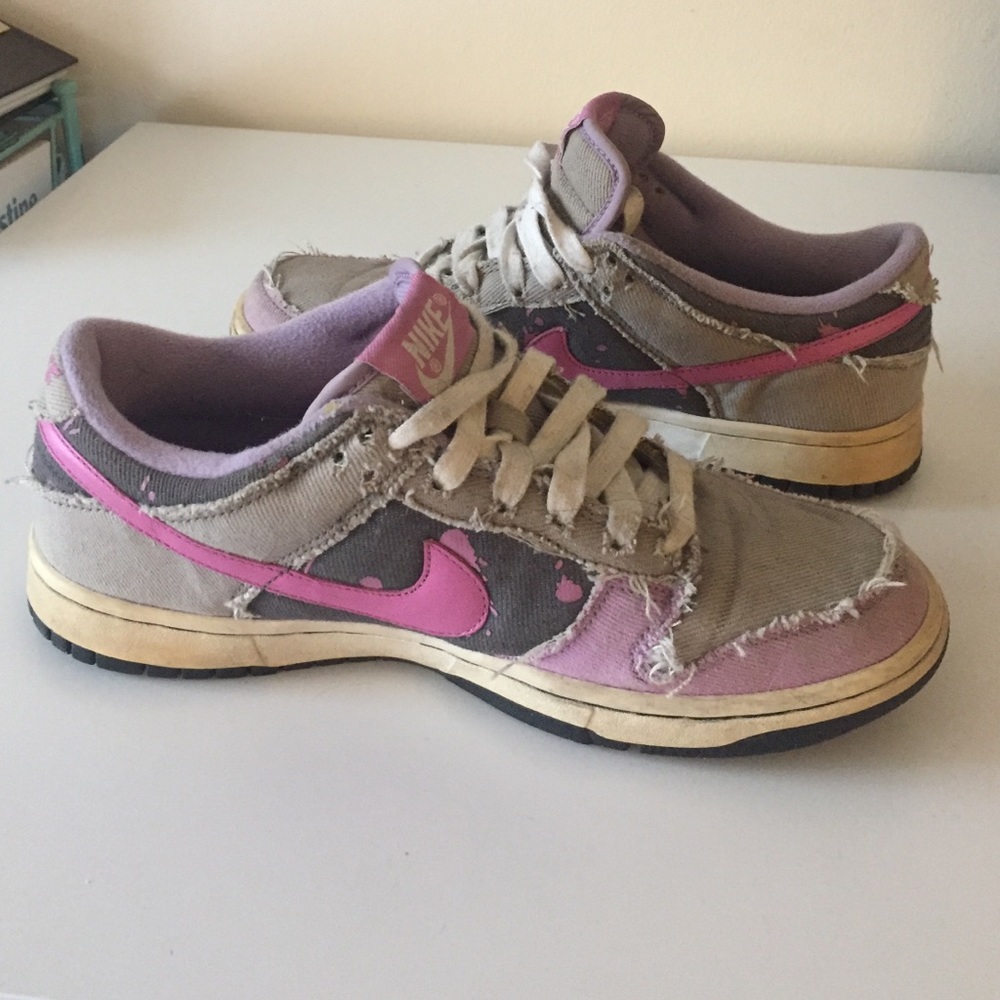 Women's low top Nikes