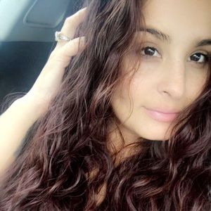 Meet your Posher, Eloisa