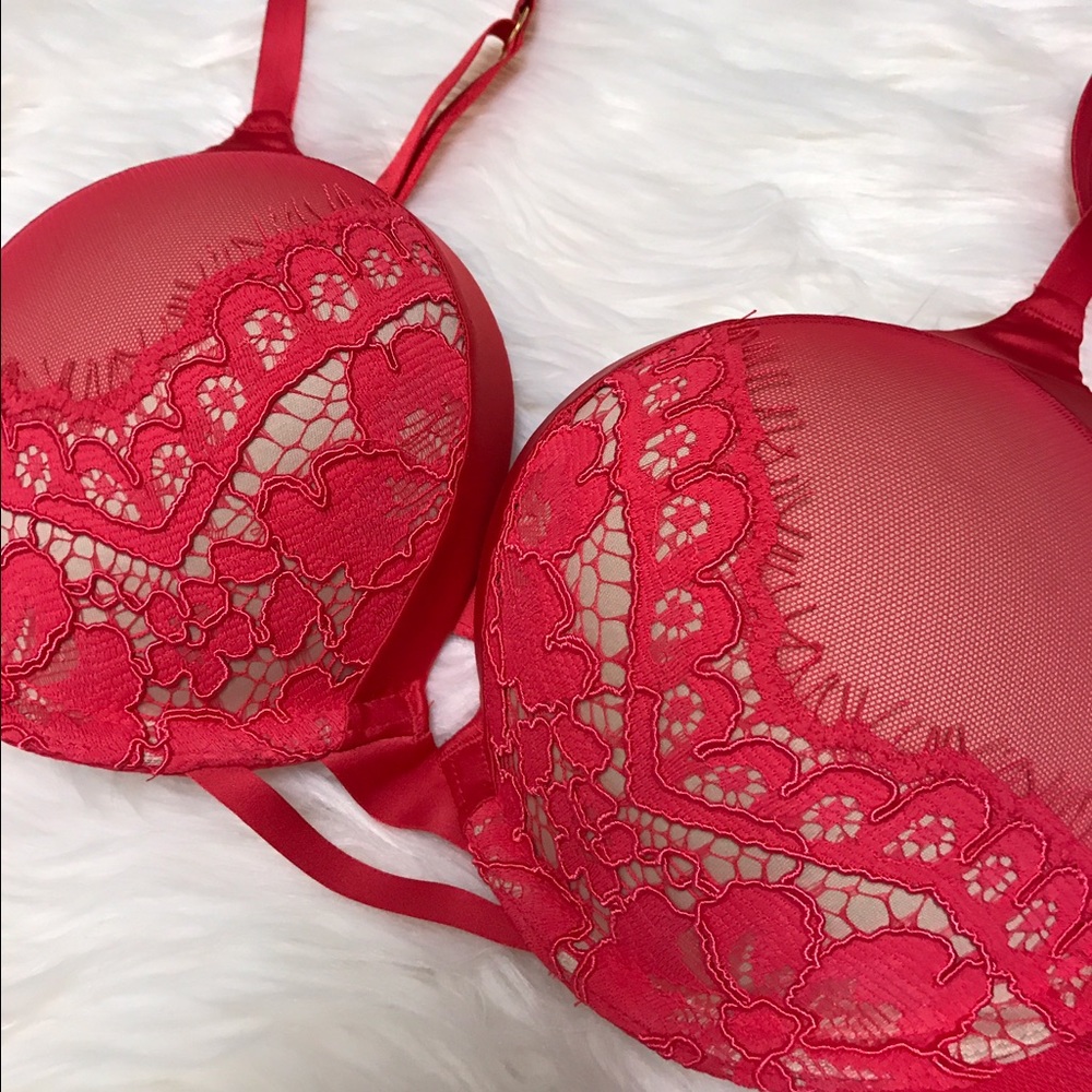 Victoria's Secret add 2 cups push-up bra