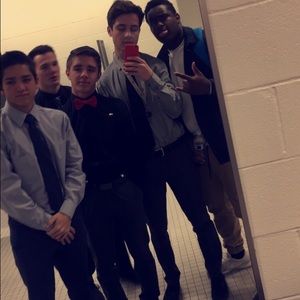 Meet your Posher, Carsom