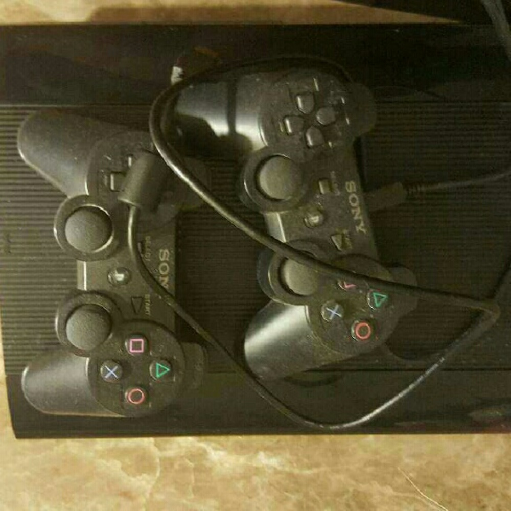 Playstation 3 - Picture 4 of 4