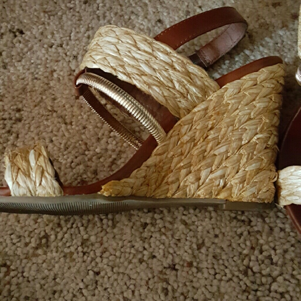 Sandals - Picture 2 of 2