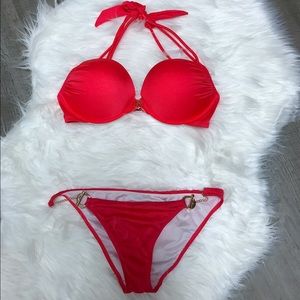 Victoria's Secret bombshell add 2 cups swim