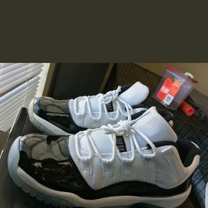 Air jordan 11 - low concords