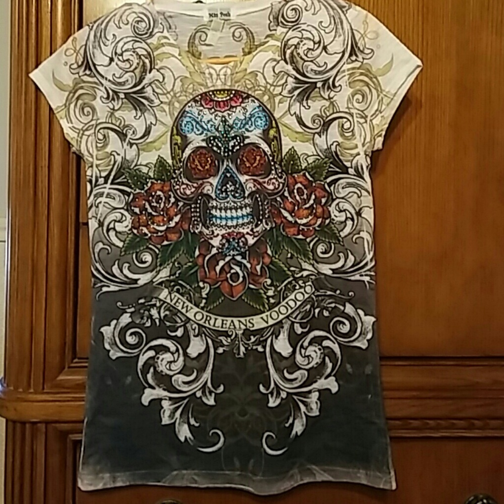 Tee shirt