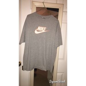 Men's Nike tee
