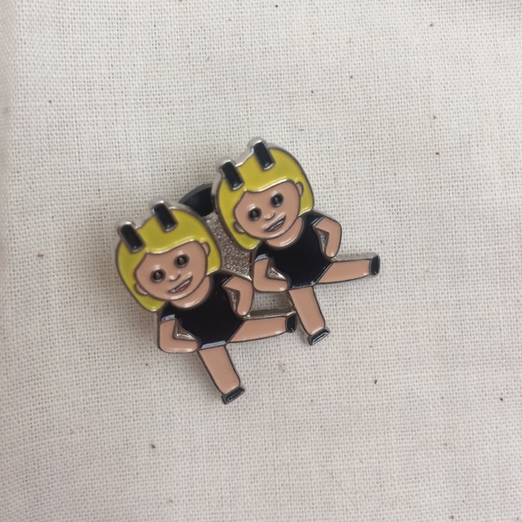 Jewelry - Dancing girls emoji pin!