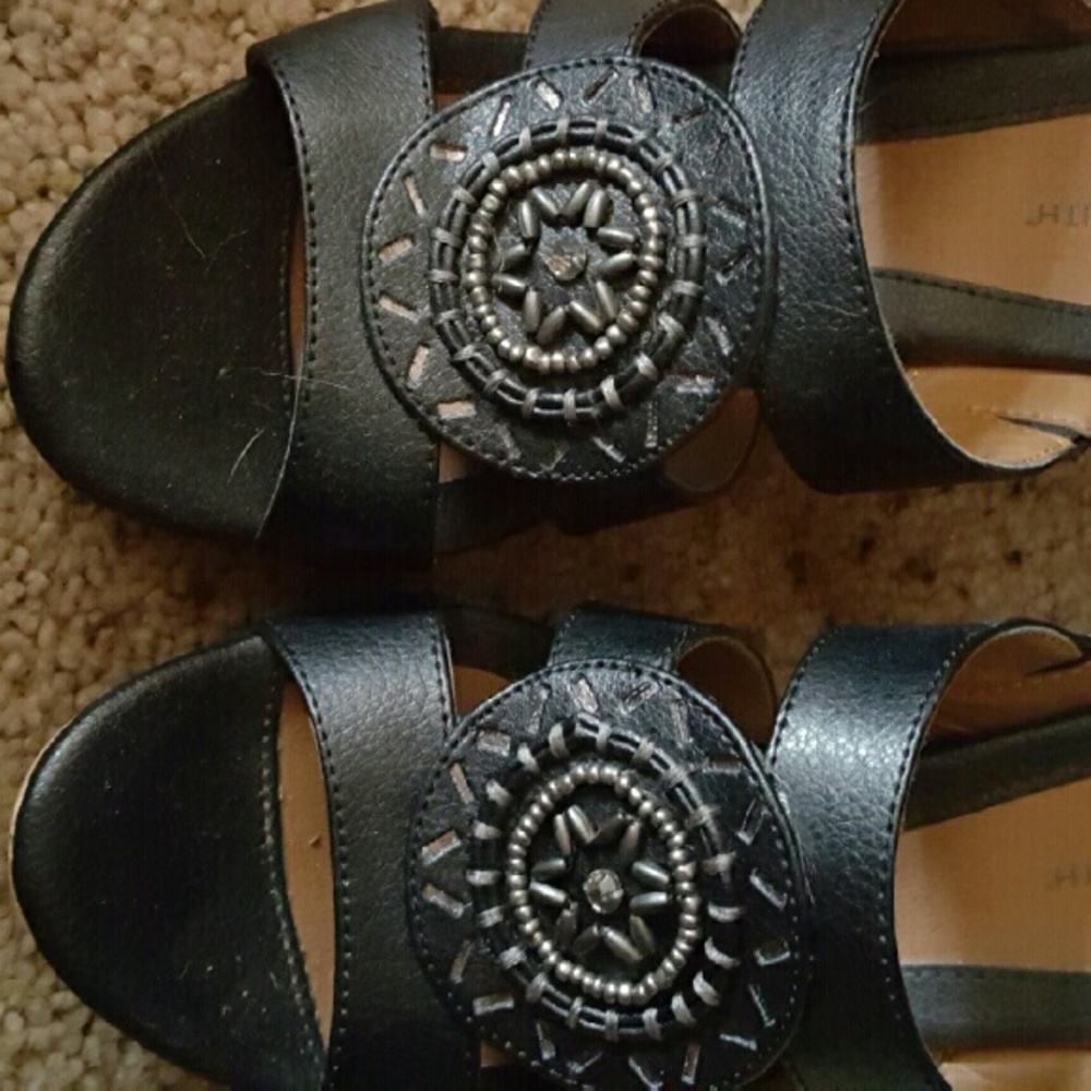 Black sandal