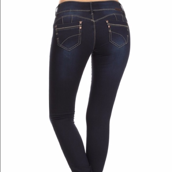 Ella Skinny Jeans - Picture 2 of 3