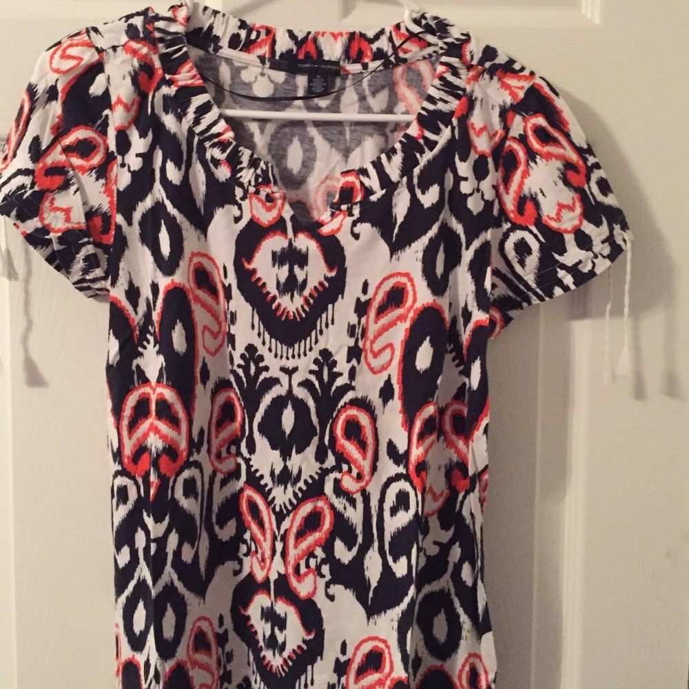 Tommy Hilfiger size medium shirt