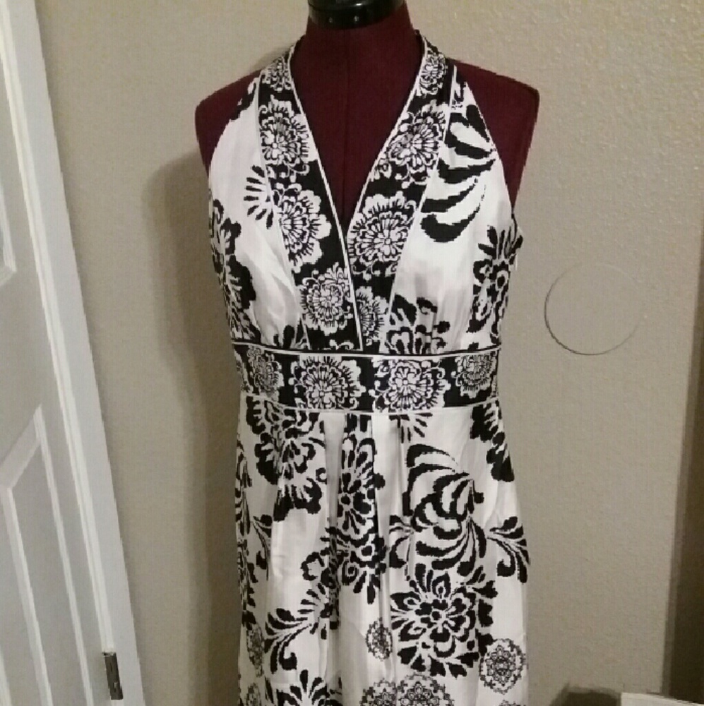 White House Black Market Dress
