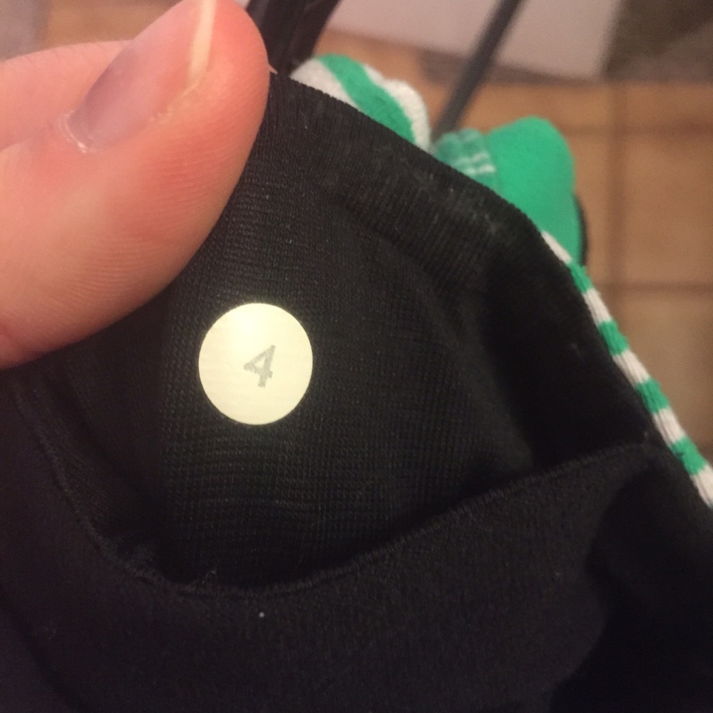 Lululemon yoga pants