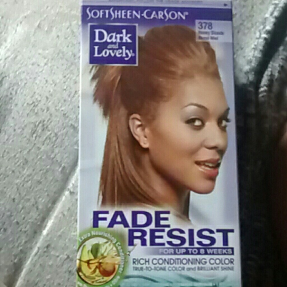 Dark and lovely  in 378 honey blonde