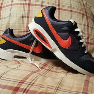 Nike Men's Coliseum Racer shoes