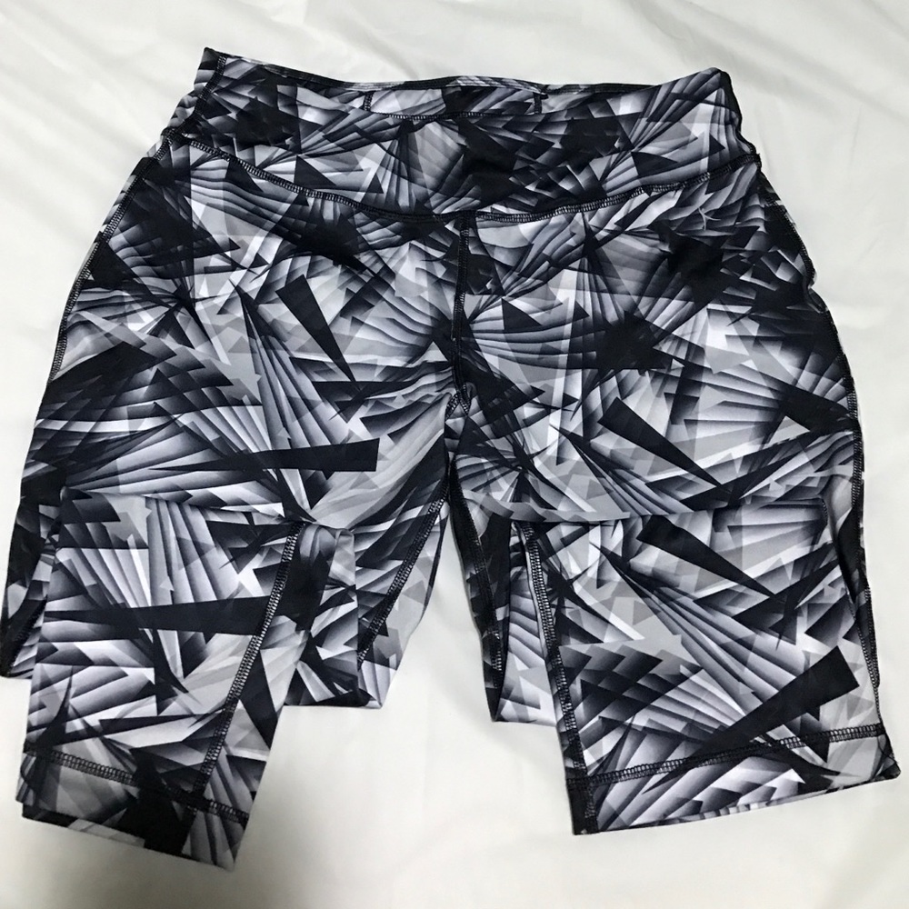 Danskin Athletic Capri