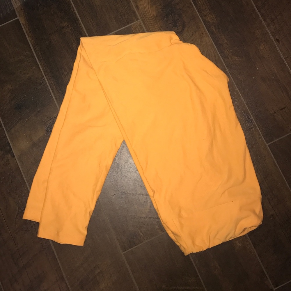 LulaRoe TC leggings yellow