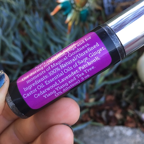 🔮MIDNIGHT MAGIC Essential Oil Apothecary Roll-On - Picture 3 of 7