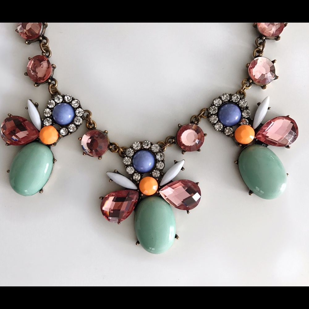 Statement Necklace - Picture 2 of 3