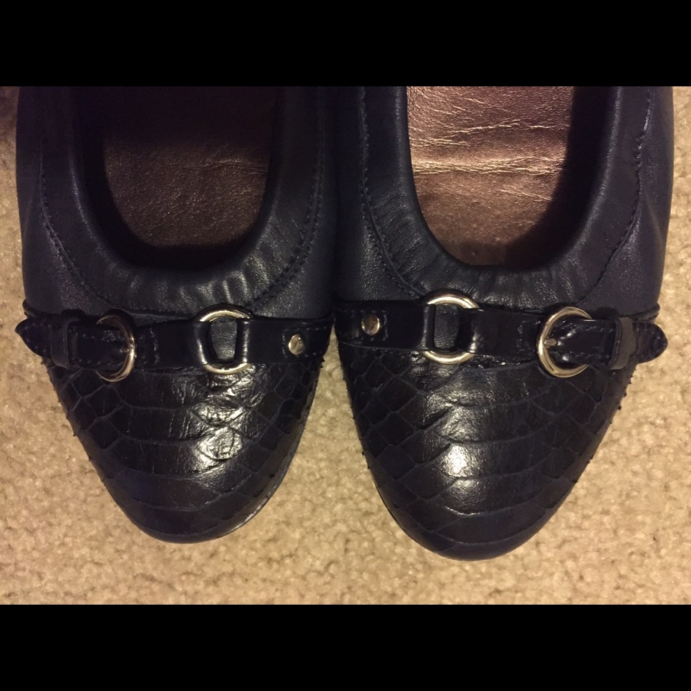 AGL Cap Toe Ballerina
