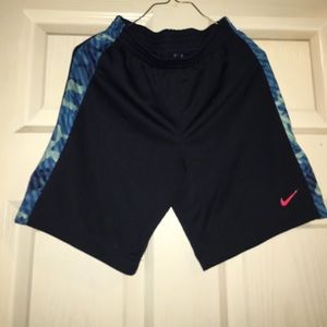 Kids nike shorts