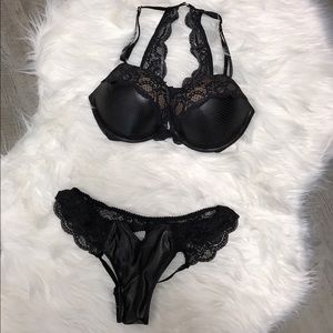 Victoria's Secret Bombshell leather set