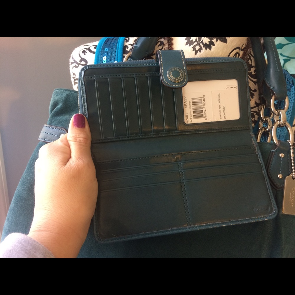 Suede Coach Collete Bag & Wallet - Picture 3 of 7