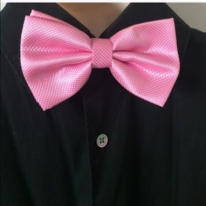 Fun pink bow tie!!!