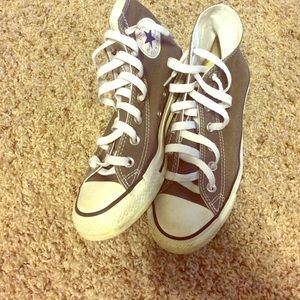 Gray high top converse sneakers