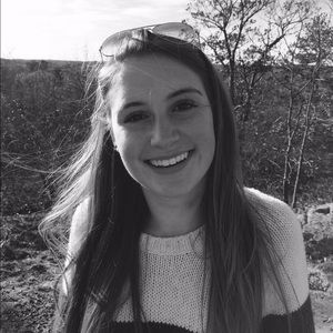 Meet your Posher, Abby