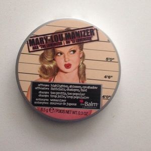 TheBalm Mary luminizer