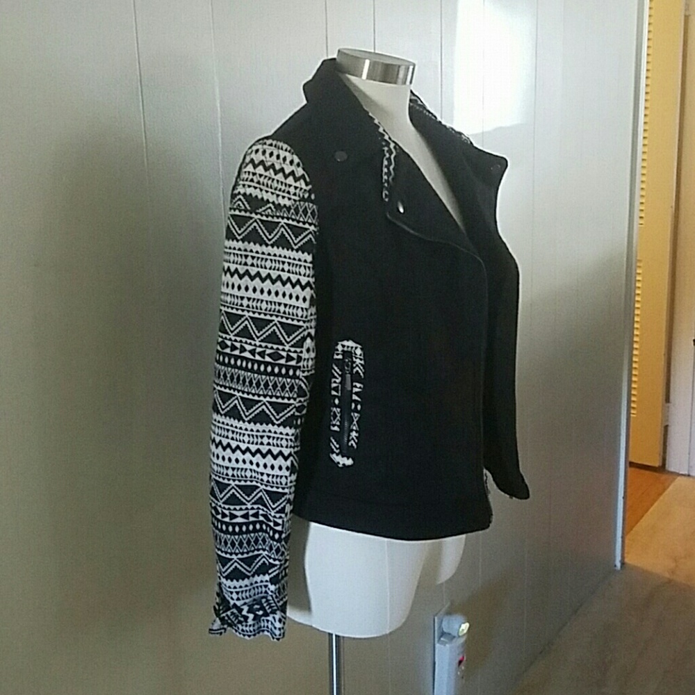 🆕️ Yoki Jacket - Picture 3 of 5