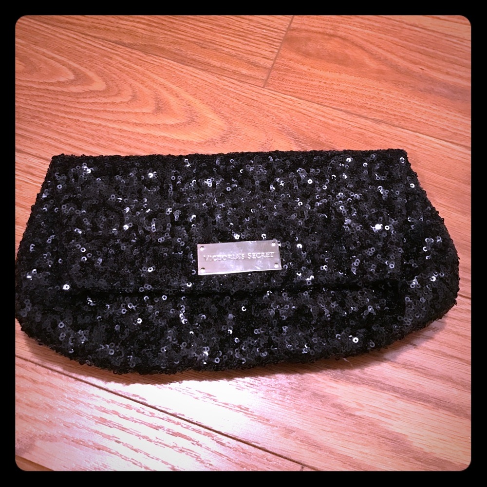 NWOT Victoria's Secret black clutch