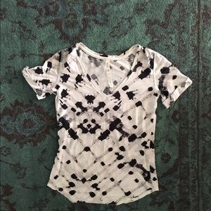 RARE Lululemon t shirt