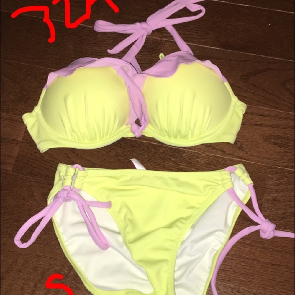 VS push-up bikini