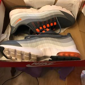 Brand new Wmns Air Max 95