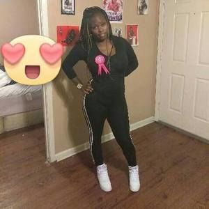 Meet your Posher, Latasha