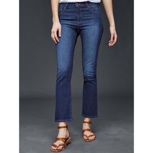 GAP Crop Kick Jeans Size 28