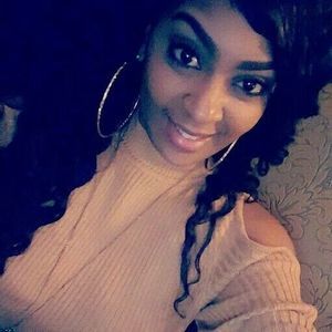 Meet your Posher, Krystal