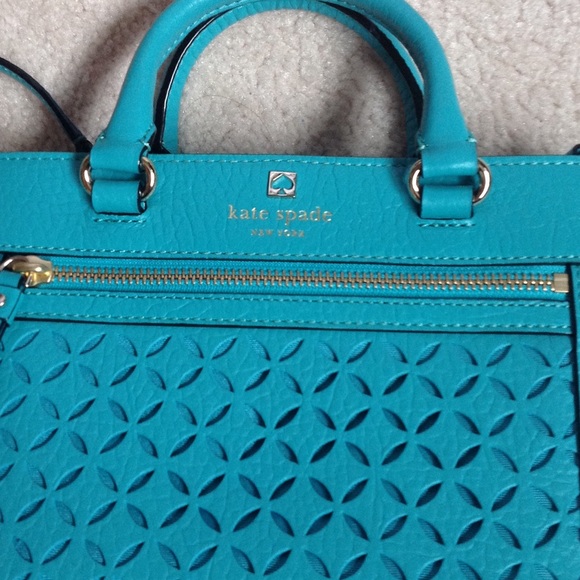 Authentic  Kate spade crossbody😀 - Picture 2 of 4