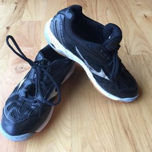 Mizuno Volleyball Shoes