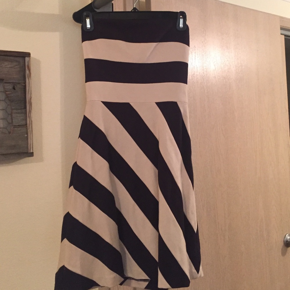 Strapless dress