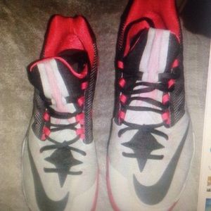 Meet your Posher, Jinky