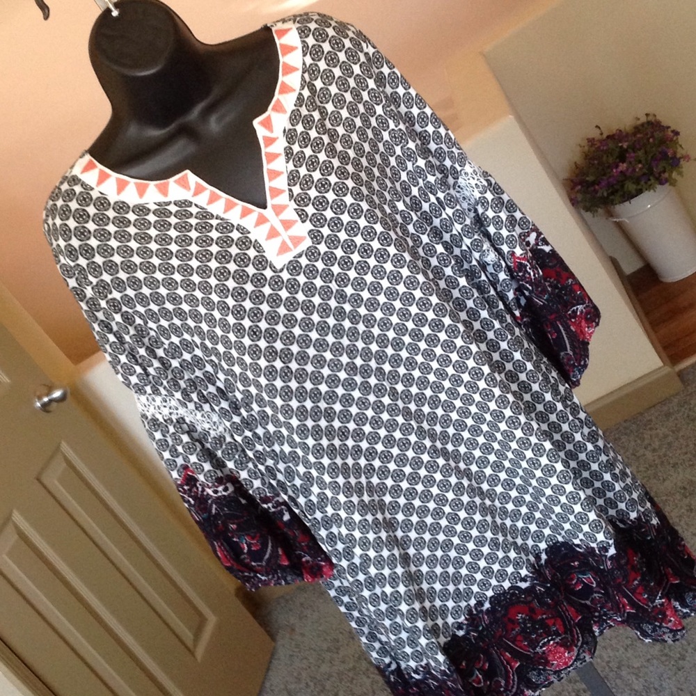 Umgee Tunic 3/4 sleeve, V-neck