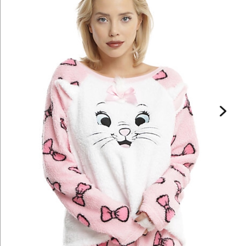 DISNEY THE ARISTOCATS MARIE GIRLS SLEEP SET