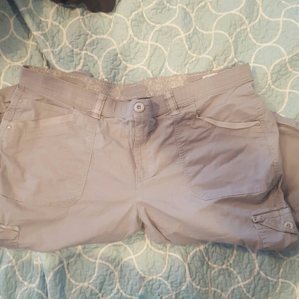 Capris - Picture 2 of 2